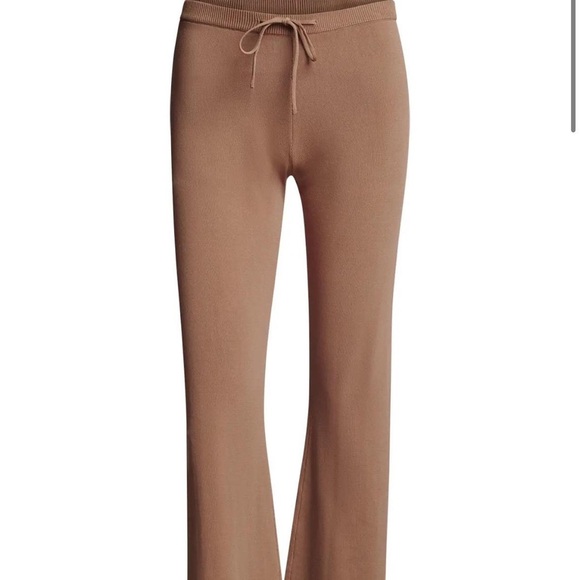 I.AM.GIA - Picture 7 of 7